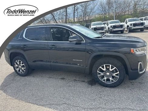 Used 2023 GMC Acadia SLE w/ LPO, Floor Liner Package FWD image 1
