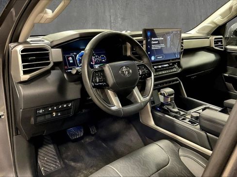 Used 2024 Toyota Tundra Limited image 18