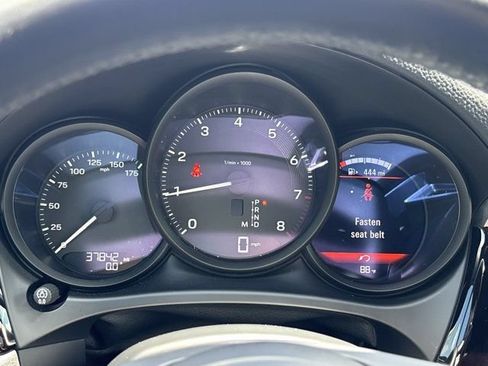 Used 2022 Porsche Macan AWD/4WD image 26