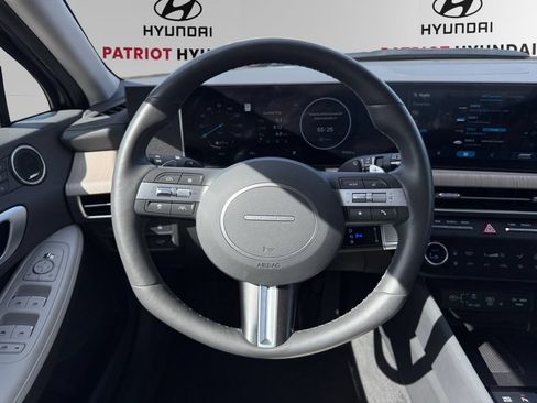 Certified 2025 Hyundai Sonata Limited FWD image 12