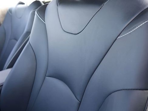 Used 2021 Toyota Prius Prime XLE image 14