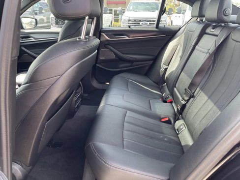 Used 2023 BMW 540i w/ M Sport Package RWD image 12