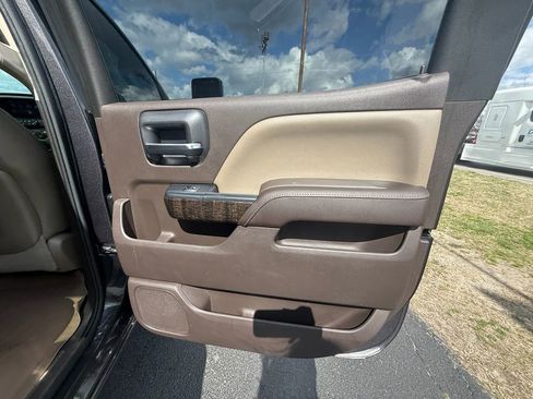 Used 2015 GMC Sierra 2500 Denali w/ Duramax Plus Package image 20