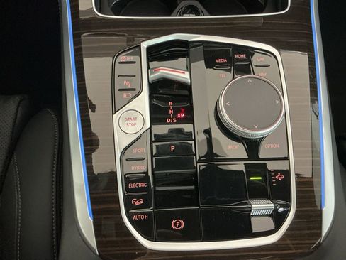 New 2026 BMW X5 xDrive50e AWD/4WD image 17