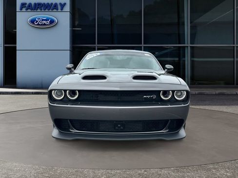 Used 2023 Dodge Challenger SRT Hellcat RWD image 2