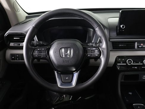 Used 2023 Honda Pilot Elite image 48