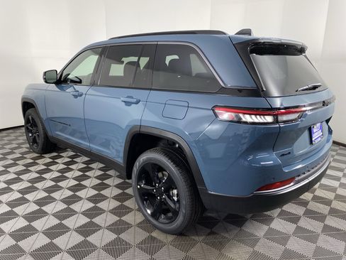 New 2026 Jeep Grand Cherokee Limited image 10