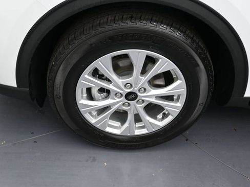 New 2026 Ford Escape Active FWD image 10