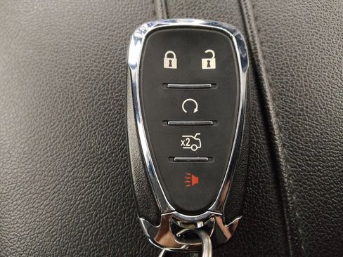 Used 2021 Chevrolet Blazer LT image 32