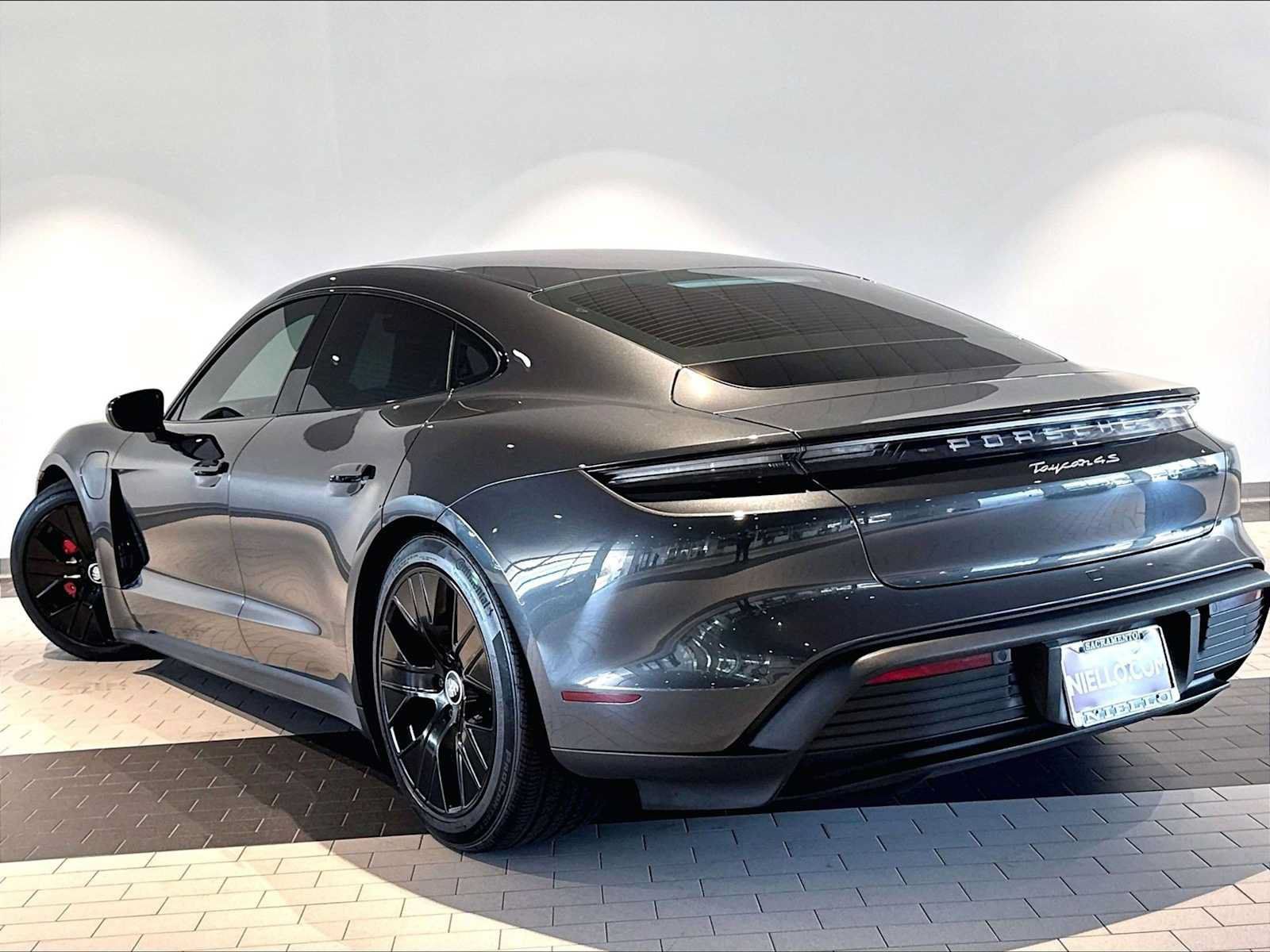 Used 2021 Porsche Taycan 4S AWD/4WD image 3