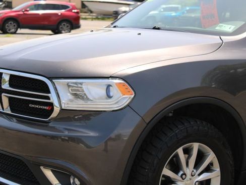 Used 2016 Dodge Durango SXT AWD/4WD image 4