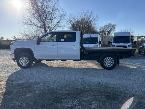 Used 2022 Chevrolet Silverado 2500 LT w/ Fleet Comfort Package image 3