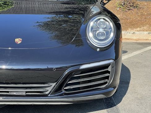 Used 2017 Porsche 911 Targa 4S image 5