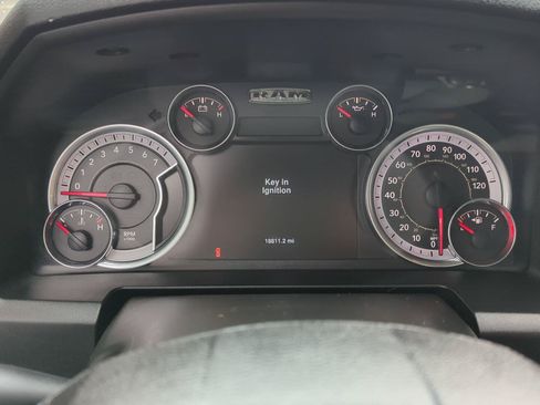 Used 2022 RAM 1500 Express w/ Wheel & Sound Group AWD/4WD image 16