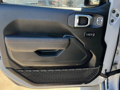 Used 2021 Jeep Wrangler Unlimited Rubicon image 14