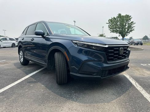Used 2025 Honda CR-V LX image 13