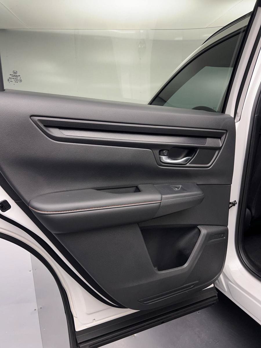 Used 2026 Honda CR-V Sport image 35