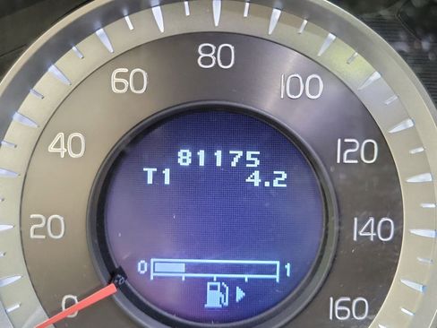 Used 2013 Volvo XC60 3.2 image 25