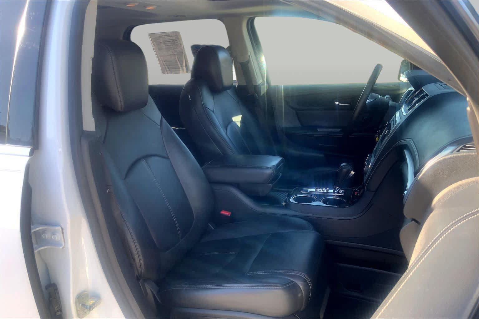 Used 2016 GMC Acadia SLT w/ Open Road Package AWD/4WD image 9
