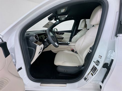 New 2026 Mercedes-Benz GLC 300 4MATIC image 22