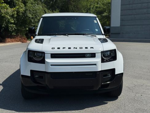Used 2023 Land Rover Defender 110 X-Dynamic SE AWD/4WD image 2