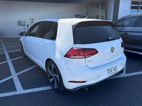 Used 2018 Volkswagen GTI SE FWD image 4