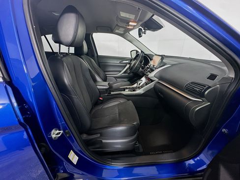 Used 2024 Mitsubishi Eclipse Cross SE image 32