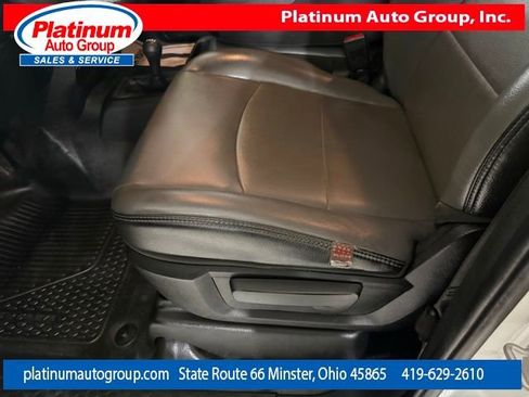 Used 2022 RAM 2500 Tradesman w/ Chrome Appearance Group image 12
