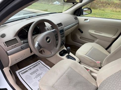 Used 2007 Chevrolet Cobalt LS w/ Enhanced Safety Package image 9