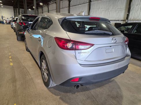 Used 2015 MAZDA MAZDA3 i Grand Touring image 2