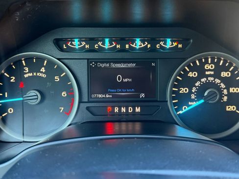 Used 2018 Ford F150 XLT w/ Equipment Group 302A Luxury image 19