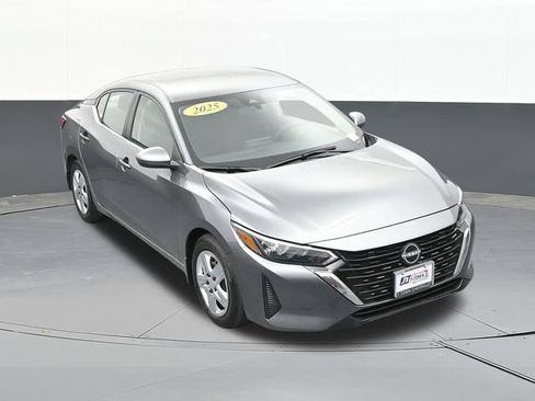 Used 2025 Nissan Sentra S FWD image 62