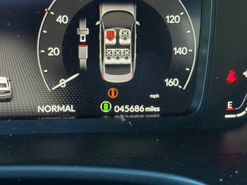 Used 2024 Honda Civic Touring image 24