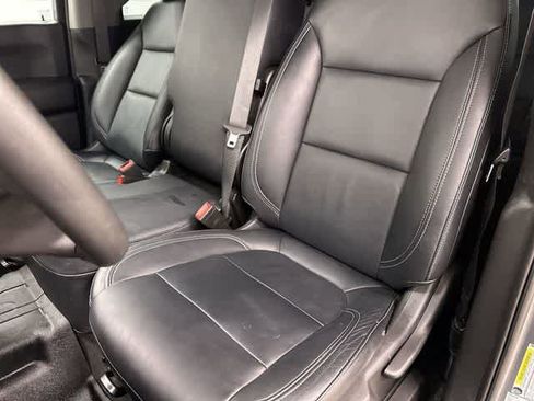 Used 2021 Chevrolet Silverado 1500 Custom w/ Safety Confidence Package image 10