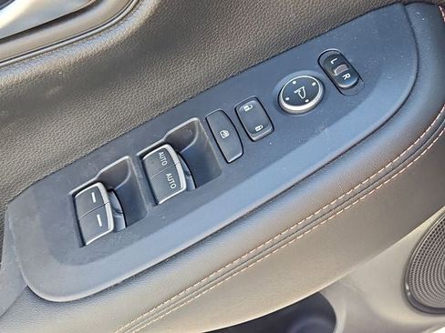 Used 2024 Honda HR-V Sport image 24