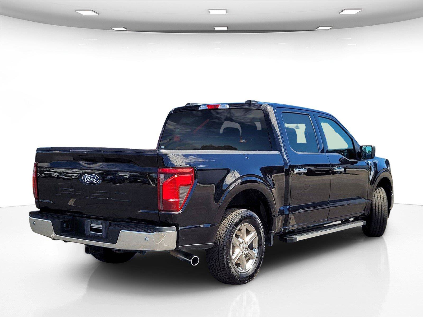 Used 2025 Ford F150 XLT w/ Equipment Group 301A Standard RWD image 6