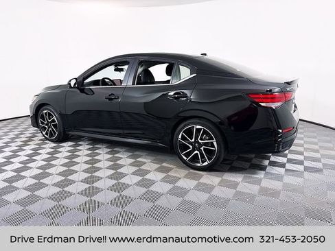 Certified 2025 Nissan Sentra SR w/ SR Premium Package image 21