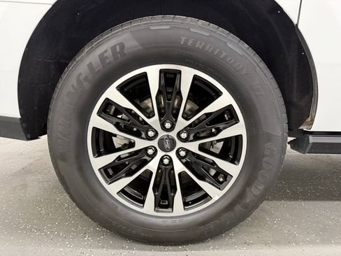 Used 2025 Ford Expedition Max Platinum AWD/4WD image 20