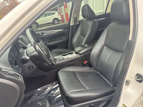 Used 2017 INFINITI Q50 3.0t Premium w/ 3.0T Premium Plus Package image 13