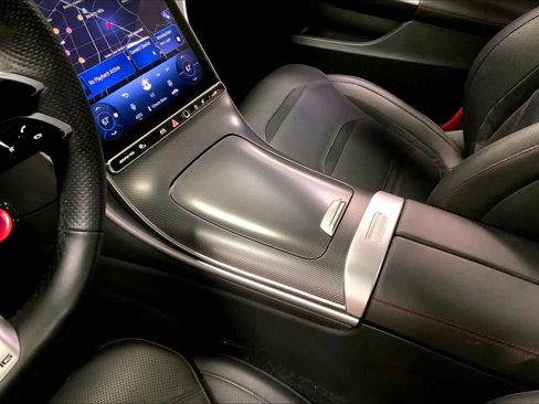 Used 2025 Mercedes-Benz C 43 AMG 4MATIC Sedan image 15