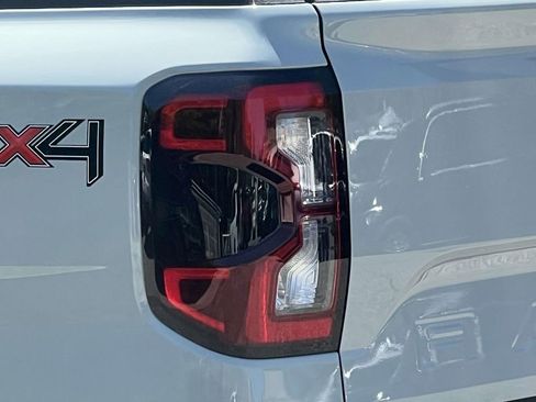 Used 2024 Ford Ranger Lariat w/ Trailer Tow Package AWD/4WD image 10