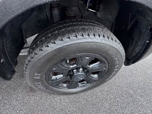 Used 2015 RAM 2500 Big Horn RWD image 30