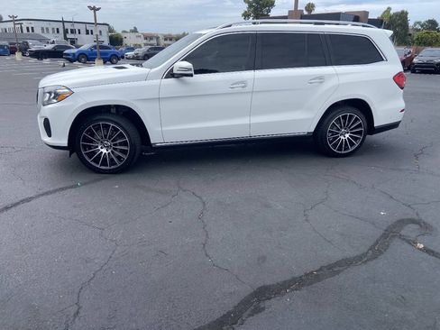 Used 2017 Mercedes-Benz GLS 450 4MATIC w/ Premium Package image 4