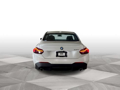 Used 2025 BMW 230i Coupe w/ Premium Package RWD image 7