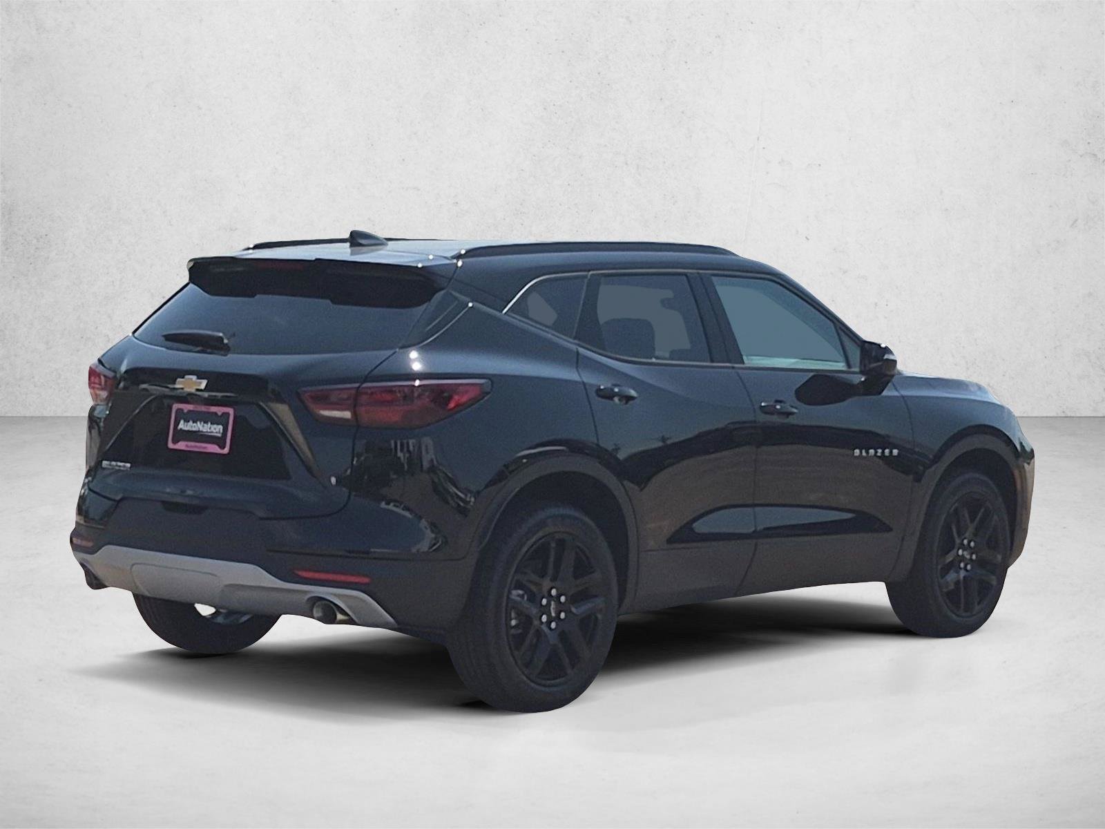 New 2026 Chevrolet Blazer LT w/ Sound & Technology Package FWD image 2