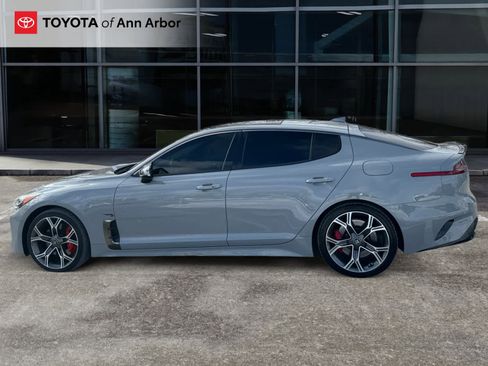 Used 2018 Kia Stinger GT2 image 10