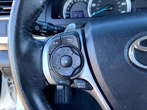 Used 2014 Toyota Camry SE image 22