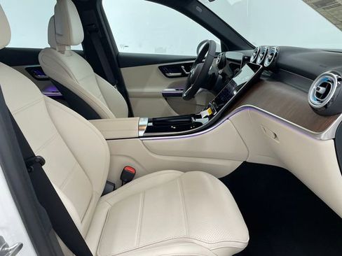 New 2026 Mercedes-Benz GLC 300 image 17