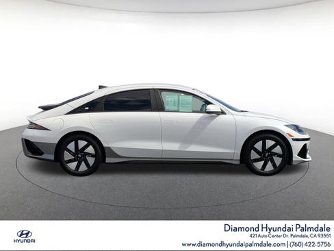 Certified 2025 Hyundai Ioniq 6 SE RWD image 8