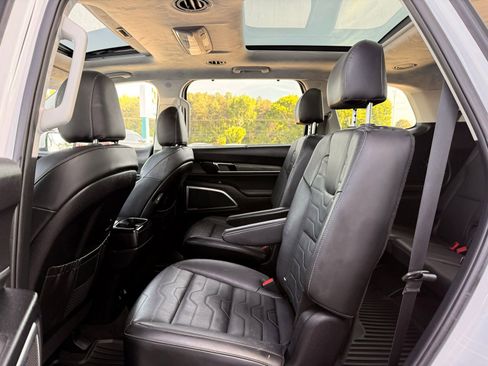 Used 2021 Kia Telluride SX w/ SX Prestige Package AWD/4WD image 25